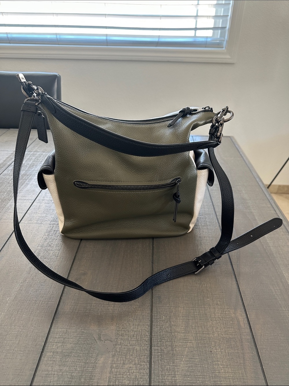 Coach Olive, Cream & Black Pebbled Leather Shoulder Bag